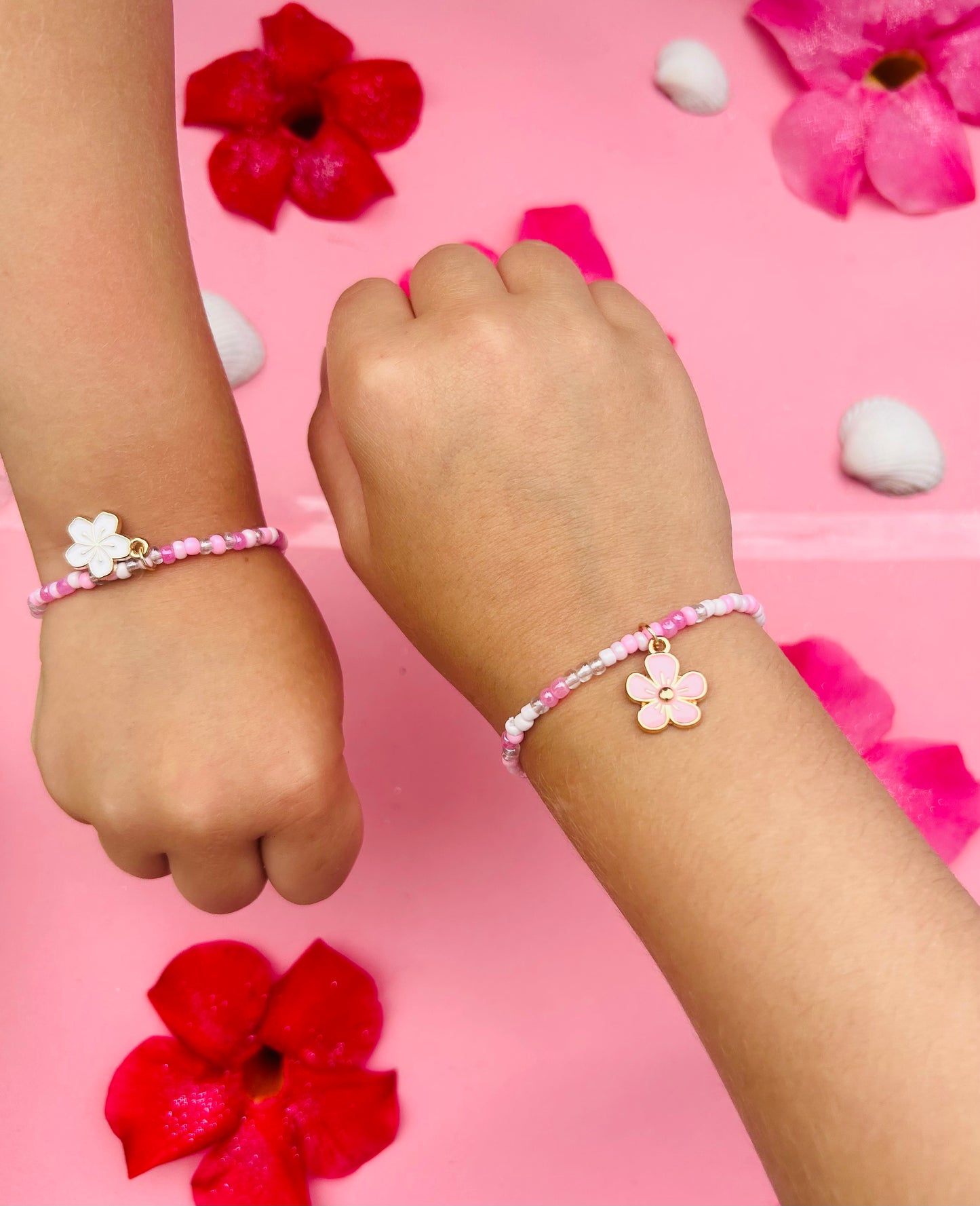 Armbånd - venindeblomster (2 stk.)